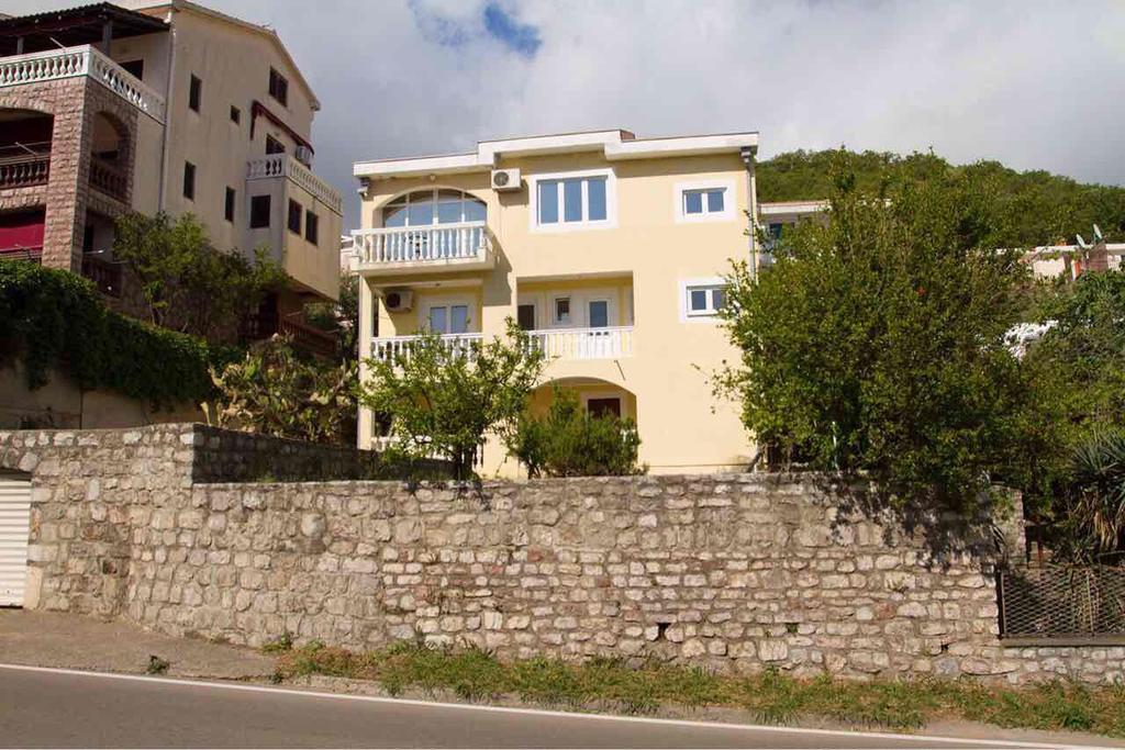 סבטי סטפן Hortus Apartments מראה חיצוני תמונה